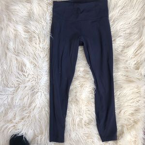 Athleta Pants - Athleta 7/8 salutation pants Athleta Pants - Athleta 7/8 salutation pants